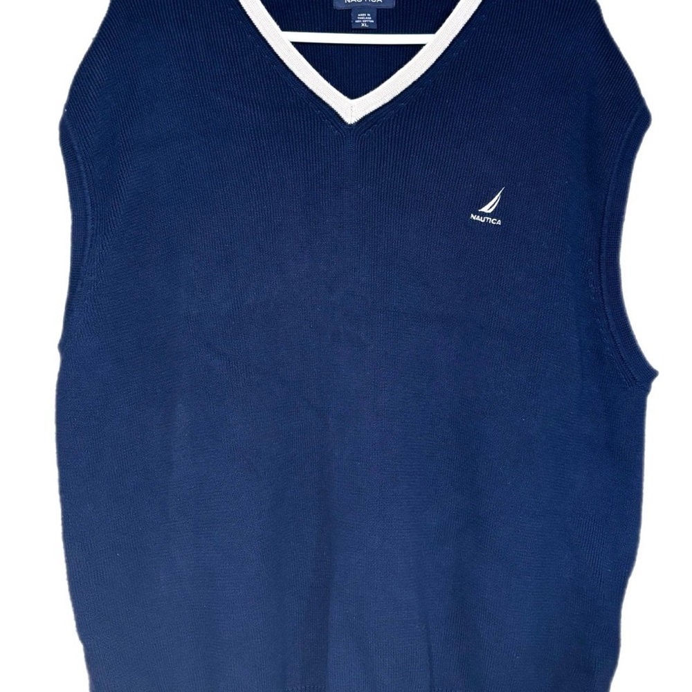 Men’s size XL 100% Cotton Nautica Navy Blue Sweater Vest